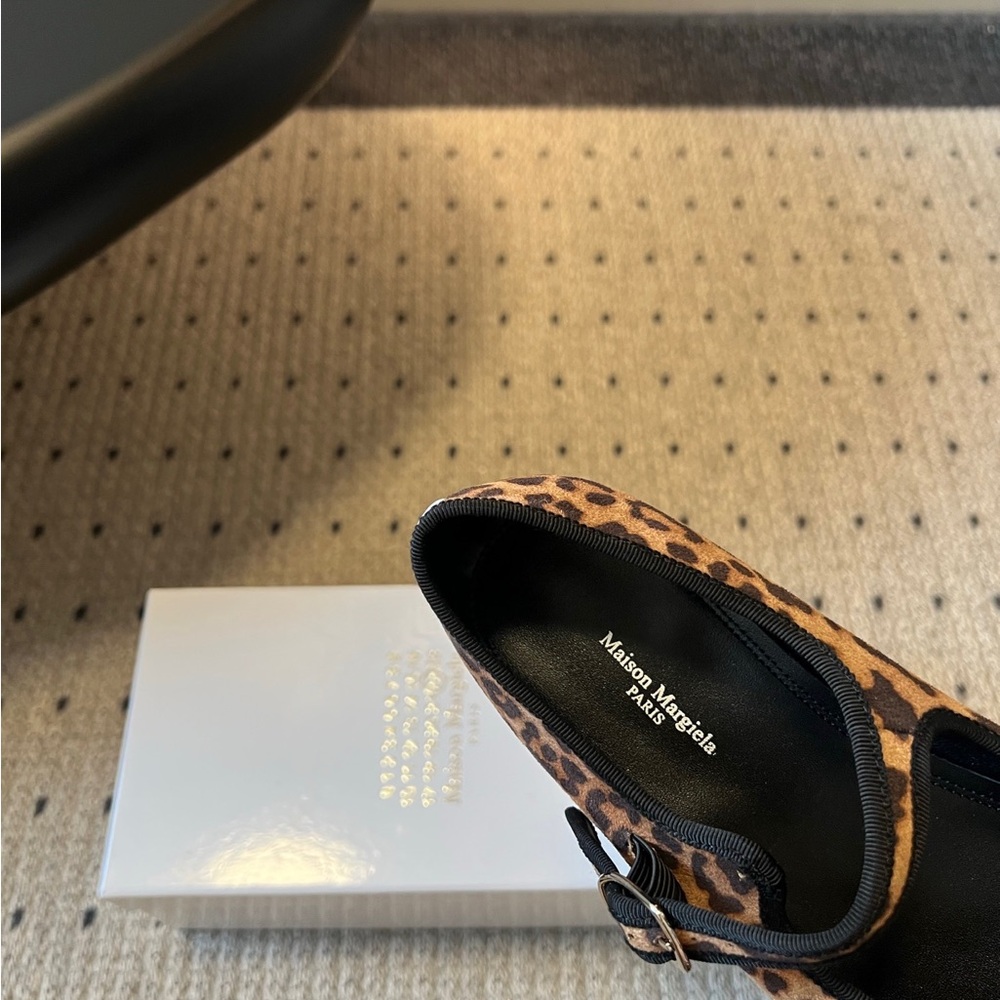 Maison Martin Margiela Leopard Print Tabi Mary Jane Flats - Brown/Black - Picture 6 of 8